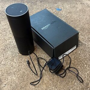 Amazon Echo Plus (1st Gen)